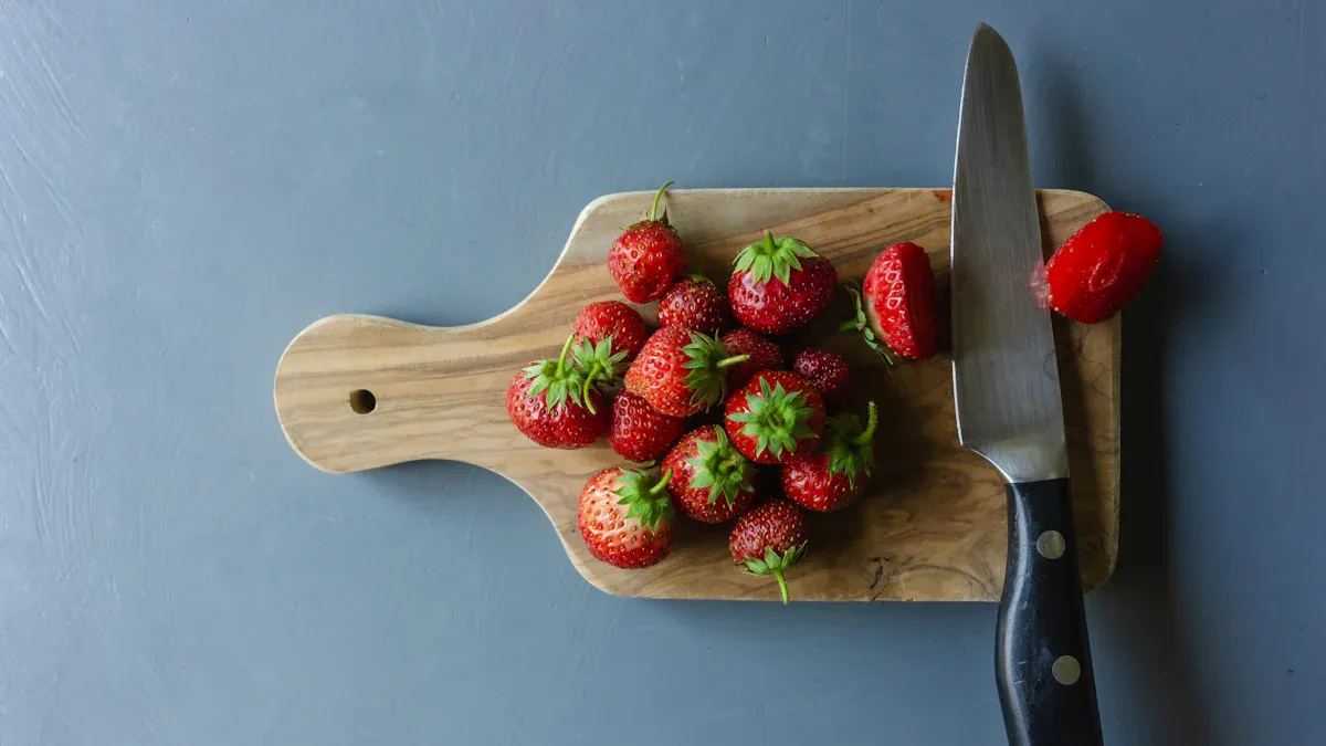 The Science Behind Bamboo Cutting Boards' Superiority to Plastic