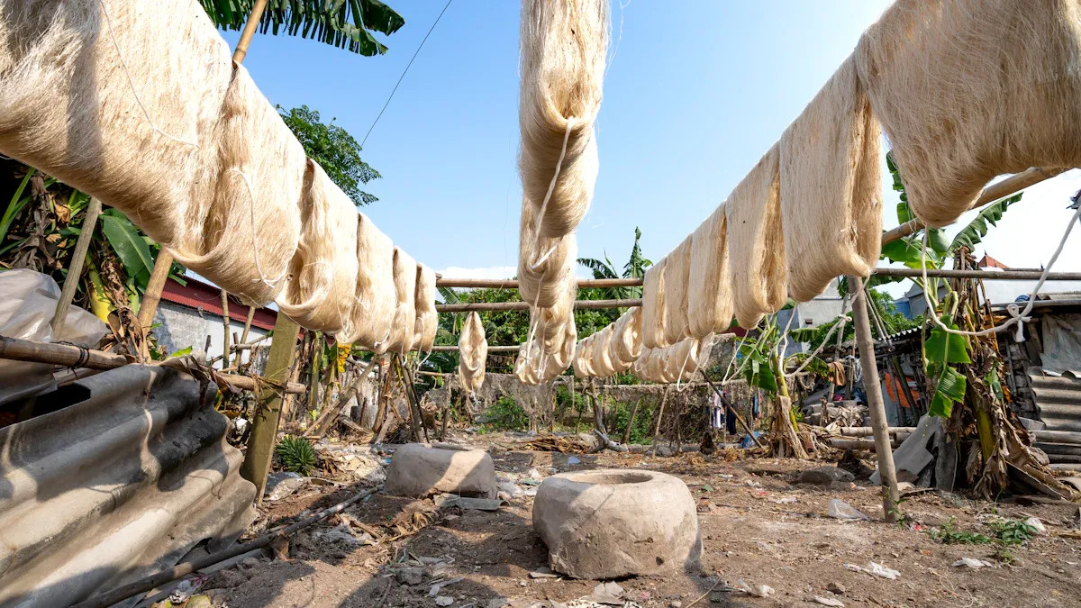 O le a le fa'agasologa o le gaosiga o le ie polyester bamboo?