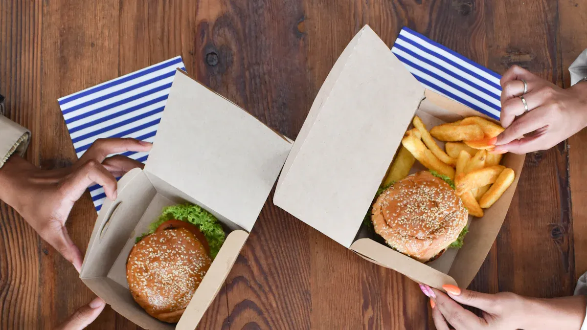 The Benefits of Using Disposable noodle boxes