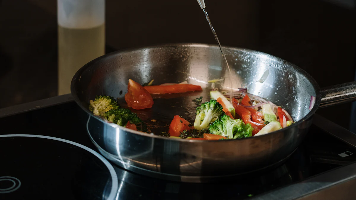 The Science Behind Oil-Free Cooking: How Electric Air Fryers Retain Flavor