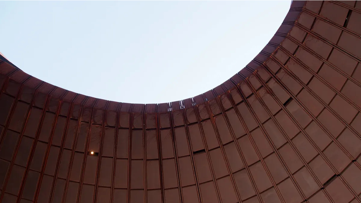 Tubos de forno de carboneto de silício: um divisor de águas para processamento de lingote de silício solar