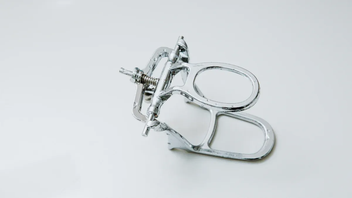 Liema huma l-aqwa manifatturi tal-parentesi ortodontiċi fiċ-Ċina?