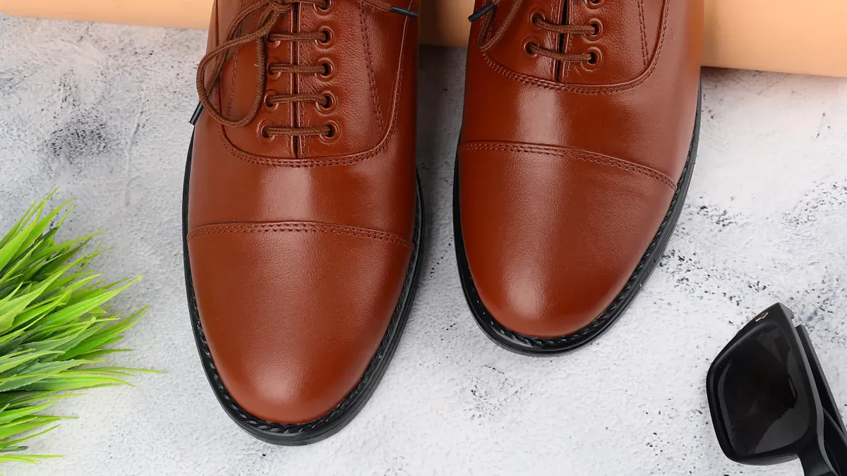 PU Leather vs Microfiber Leather: Which Material Is Better for Shoes?