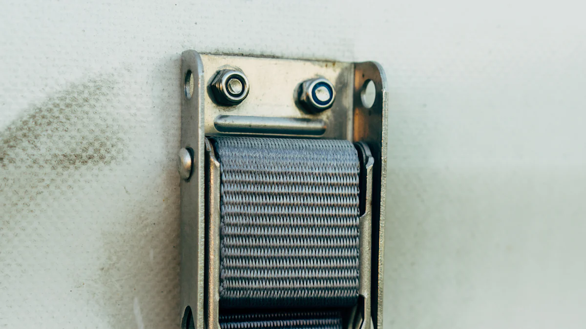 Detailed Comparison of the Top 3 Plastic Side Release Buckles