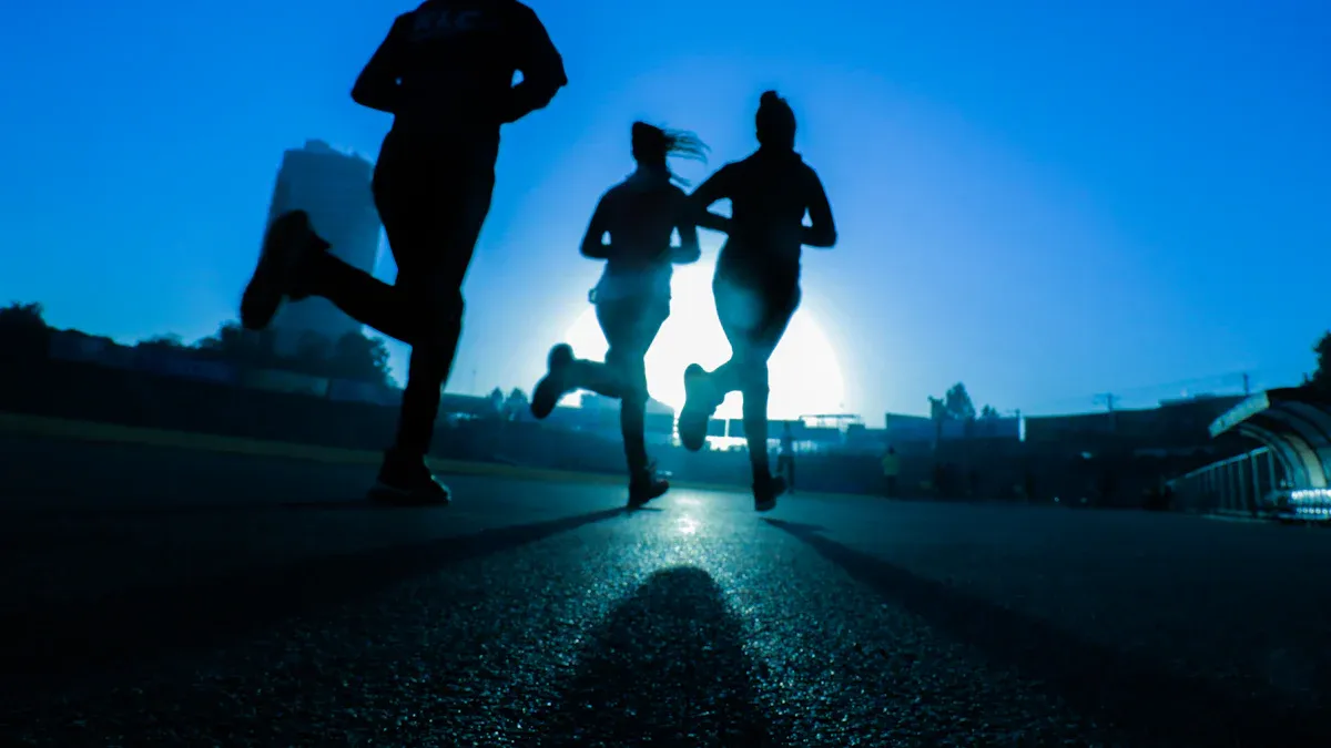 Outdoor Headlamps for Running: Comfort and Visibility on Night Runs