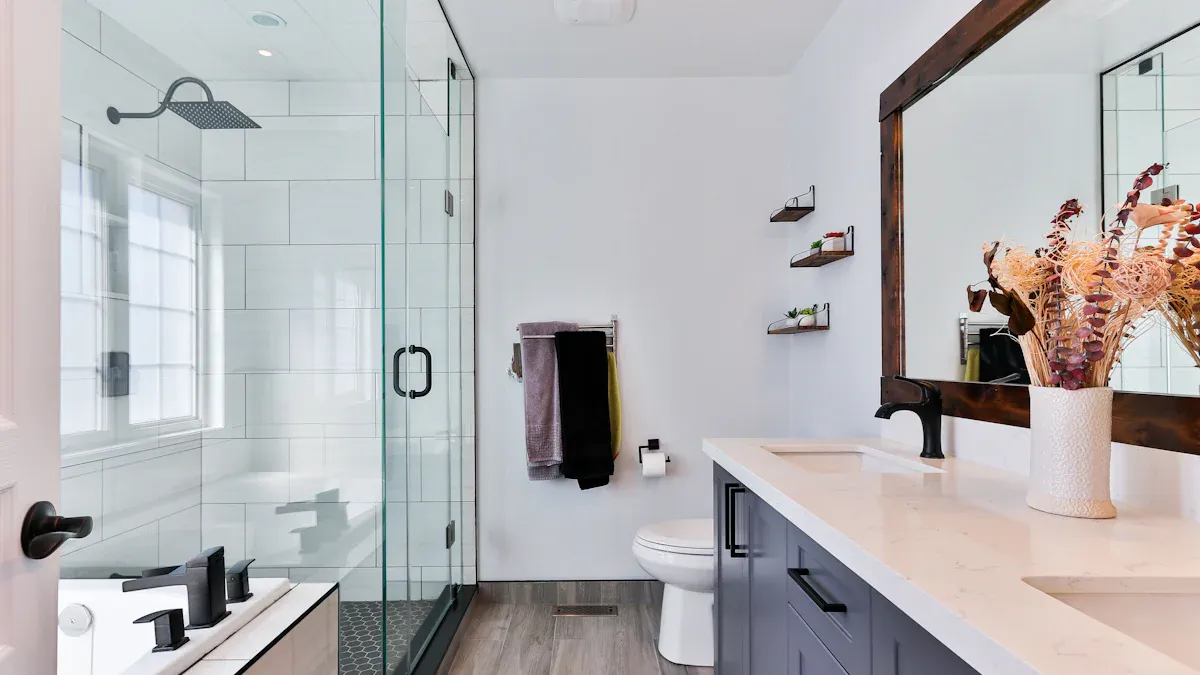 Comparaison des cabines de douche en verre avec d'autres options