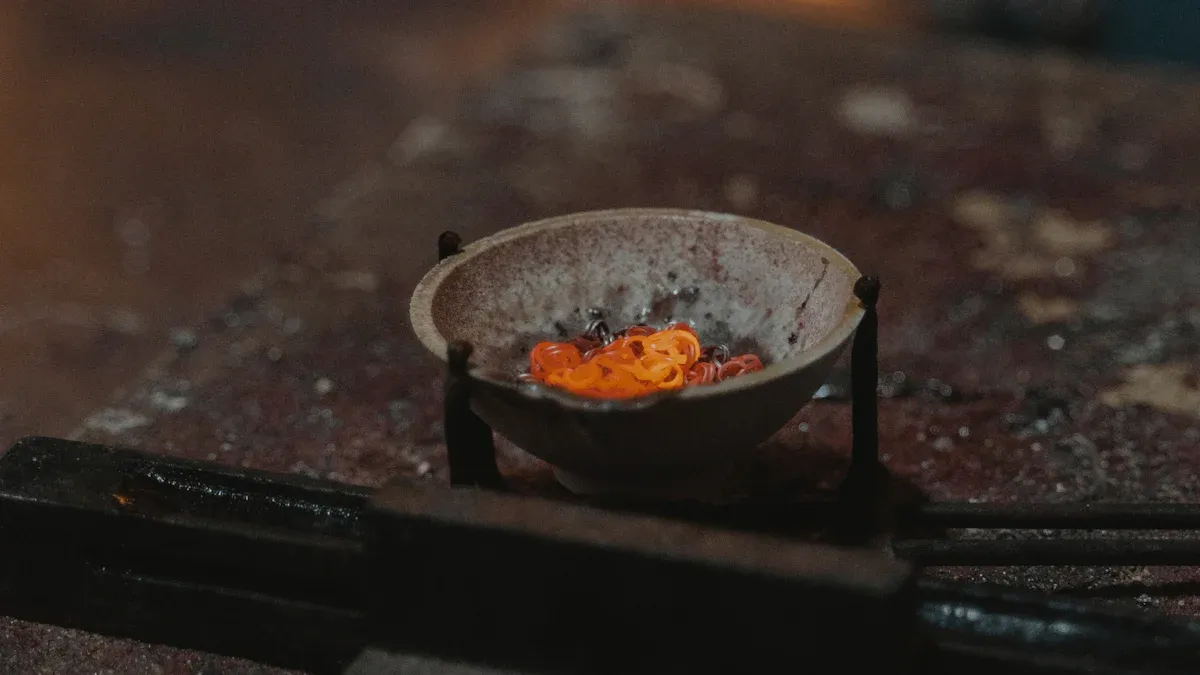 លោហធាតុអាលុយមីញ៉ូមកំពូលសម្រាប់កម្មវិធី Die Casting