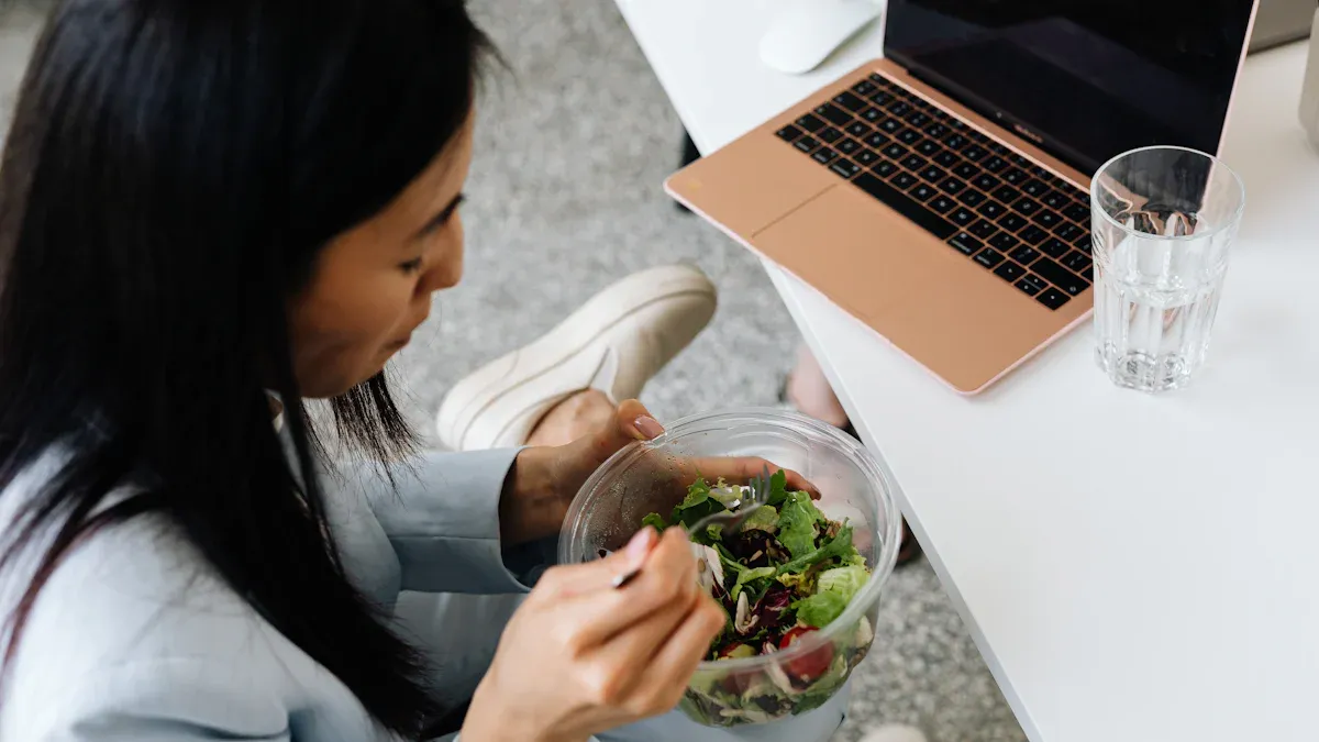Why a Microwave Sandwich Maker Is Perfect for Students and Office Workers