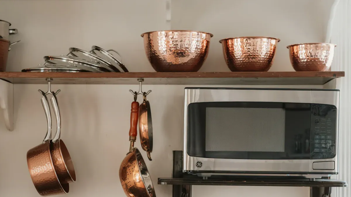 What to Look for in a Microwave Grill Pan