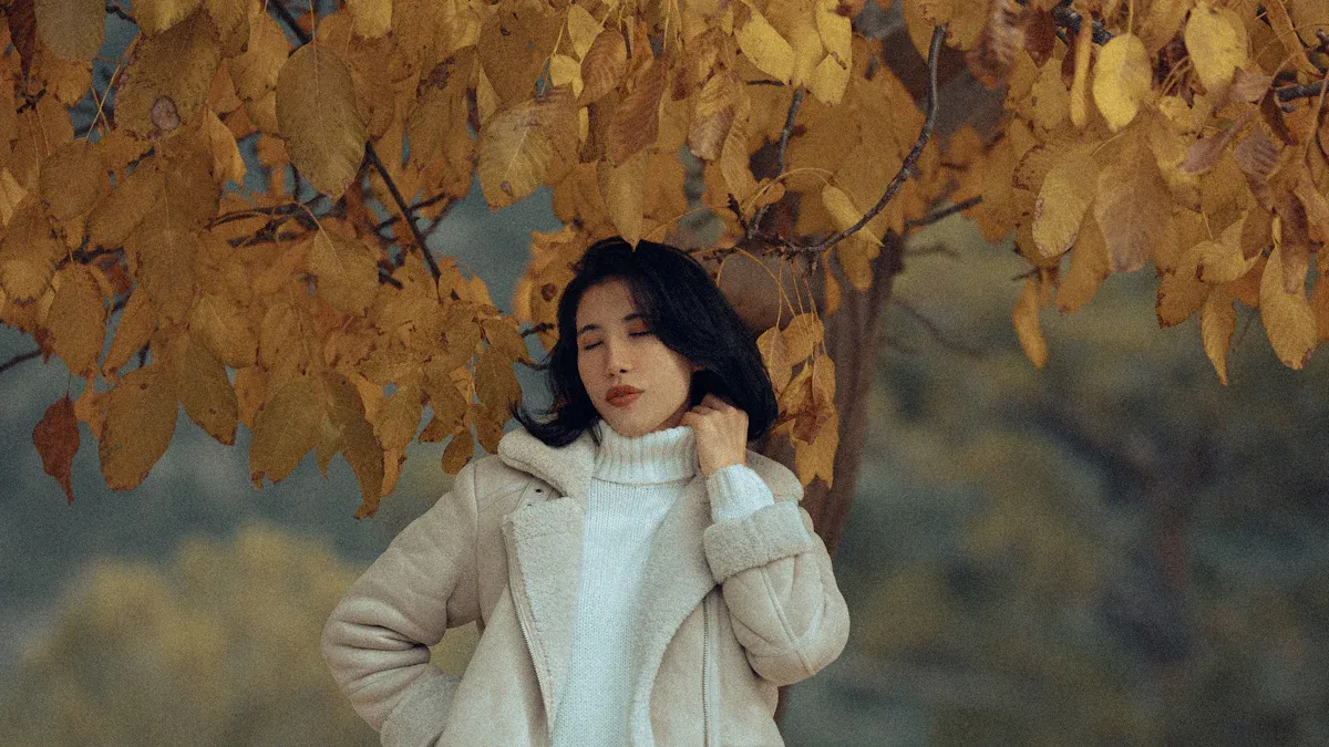 Transitional Skirts: Bridging Seasons for Higher Year-Round Sell-Through Rates