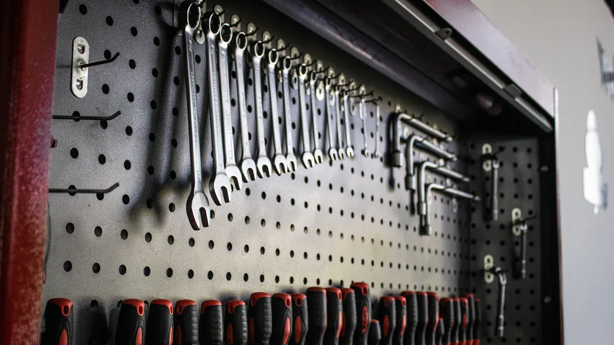 Maximize Vertical Space: Innovative Tool Boxes Solutions