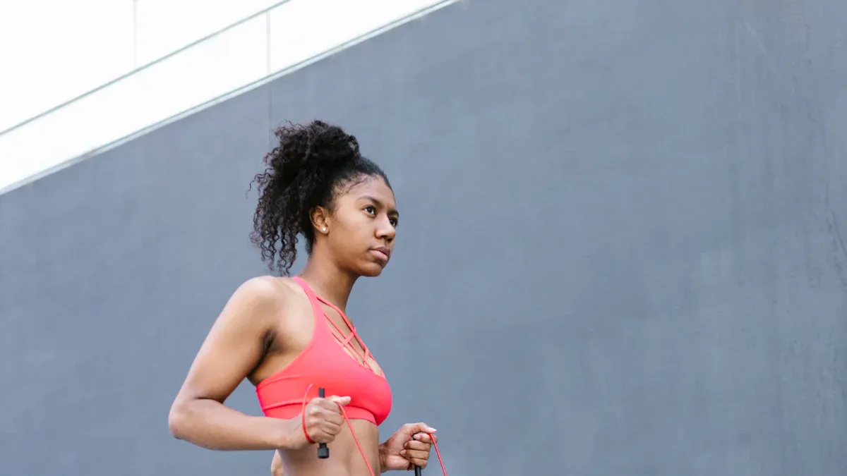 Ejercicios de cuerpo completo con bandas de ejercicio