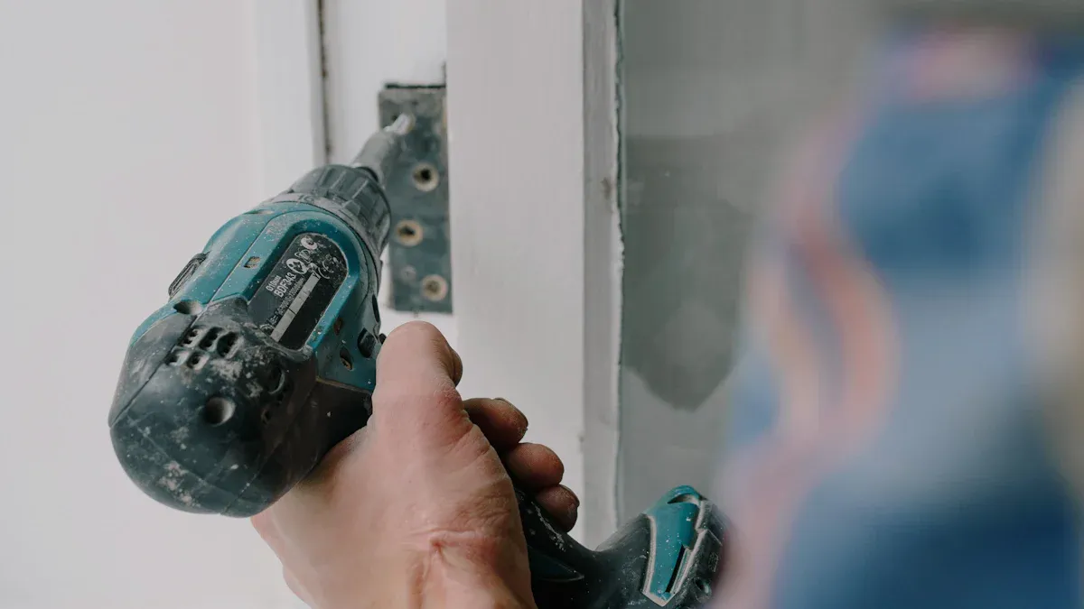 Dikeletso tse 10 tse di kwa godimo tsa Dikgogedi tsa Shawara tsa go Tsenya Bonolo