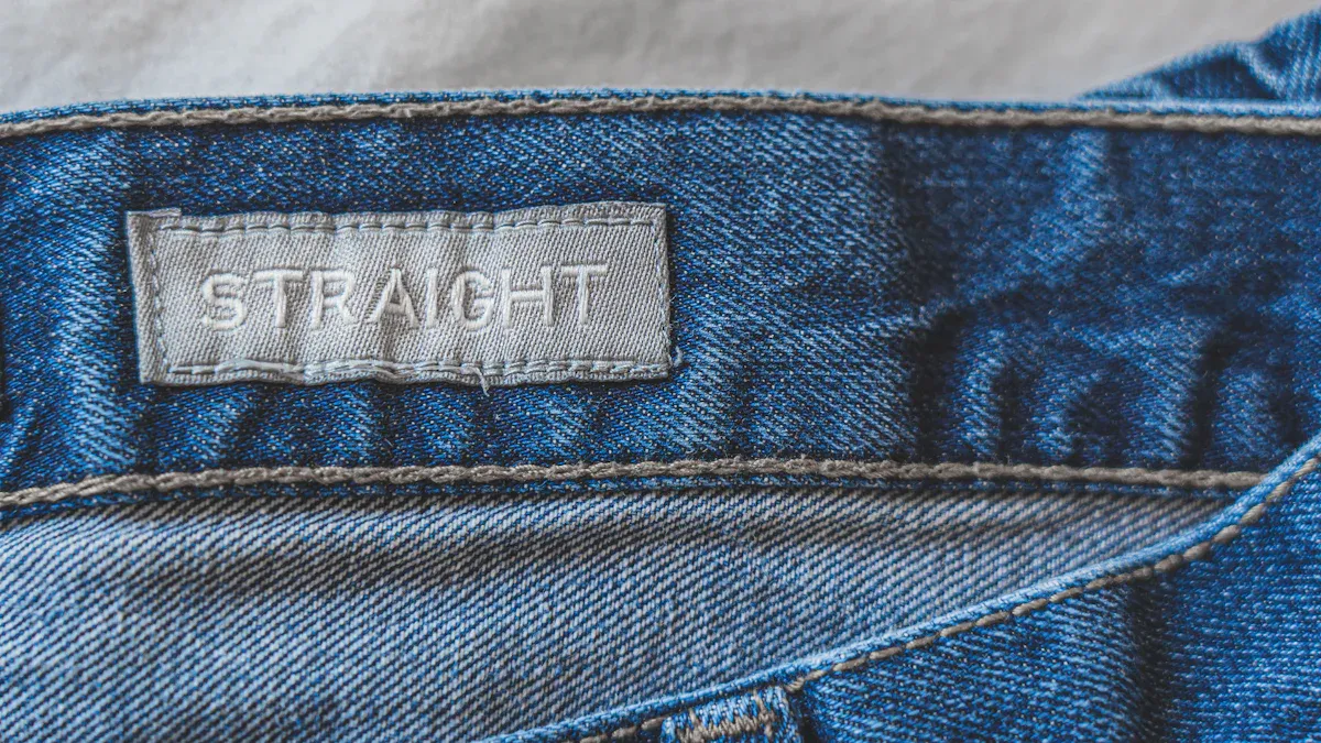 Hook and Loop Tape vs Traditional Fasteners: Which is Better for Modern Clothing?