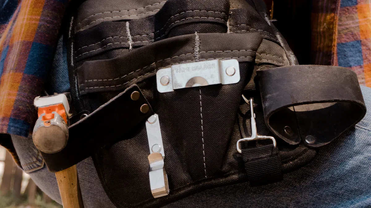 Non-elastic Webbing in Fashion: Trendy Designs Meet Functional Needs