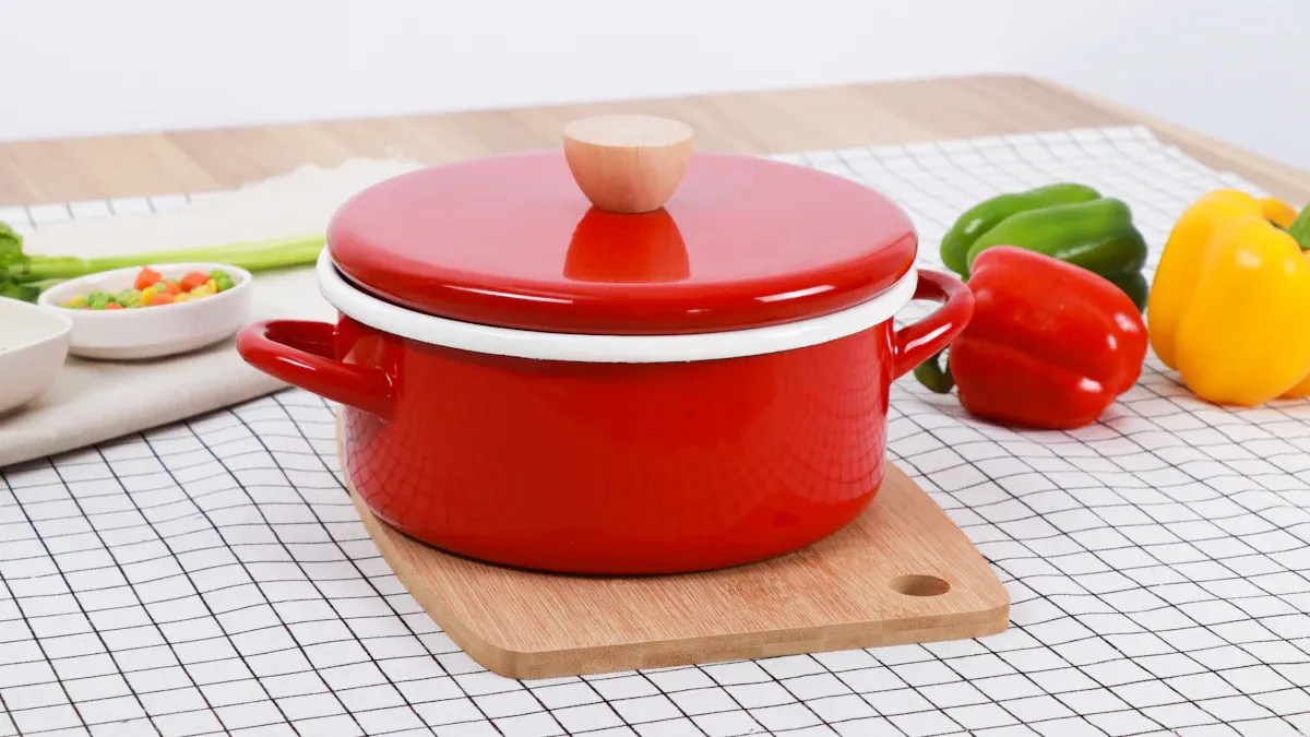 Key Features of Red Silicone Glass Lid for Pots and Pans