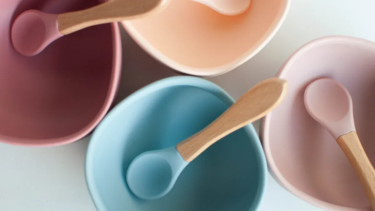 Ceramic Microwave Baking Pans: Aesthetics and Heat Retention