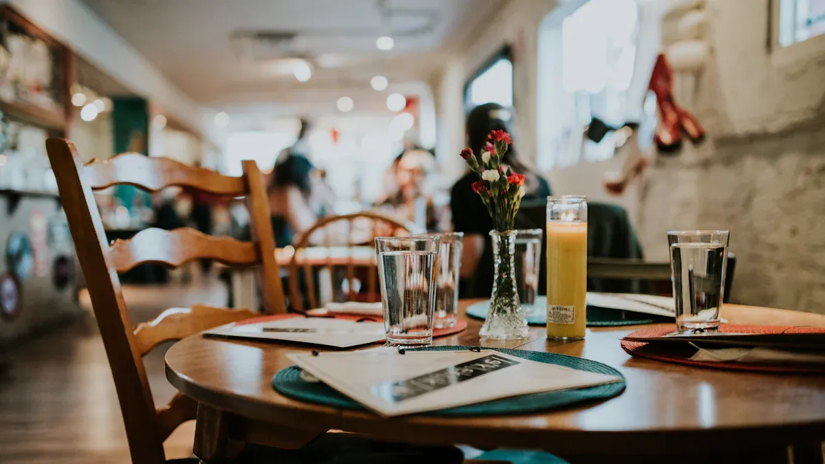 How to Choose Hotel Dining Tables & Chairs for Commercial Restaurant Spaces