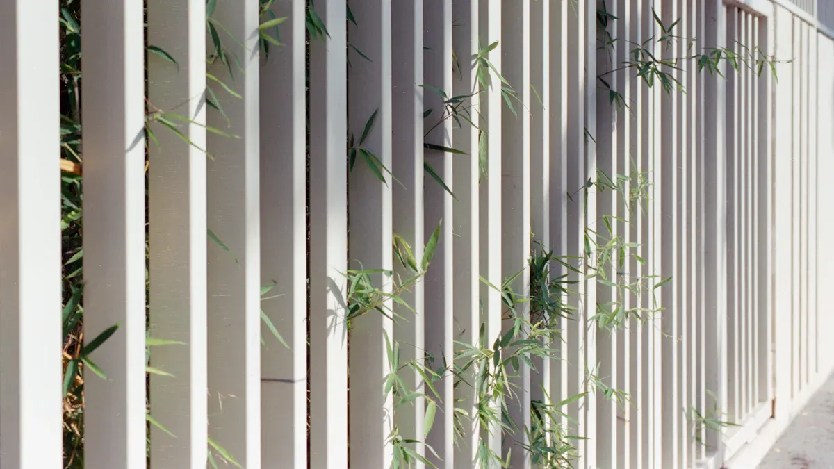 ڇا توهان کي WPC باغ جي باهه تي ٻيهر سوچڻ گهرجي؟