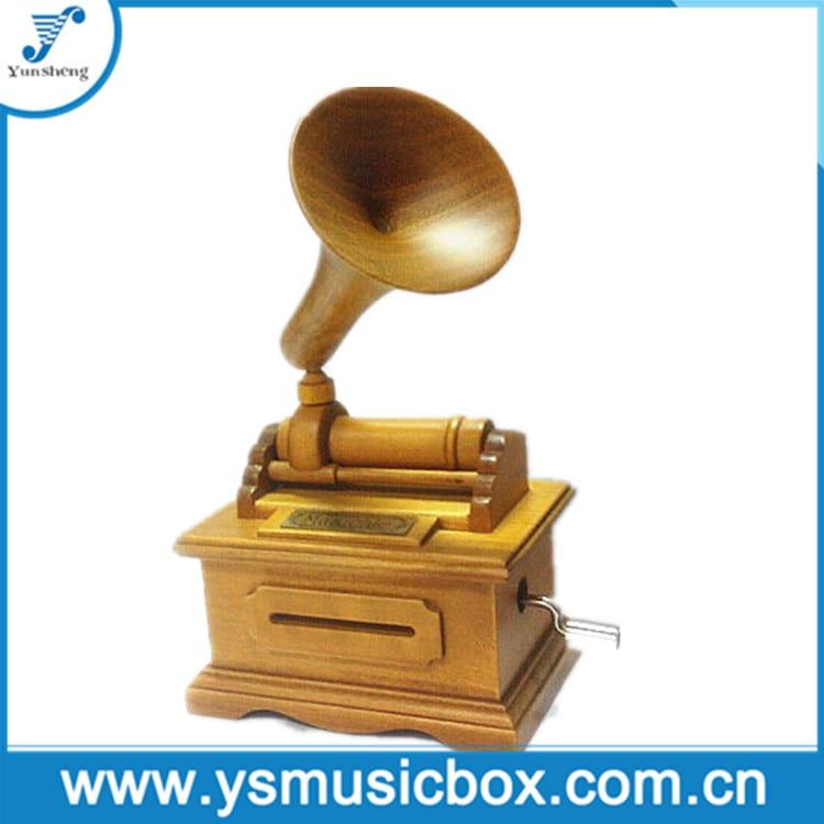 Weddings and the Hand Crank Phonograph Music Box