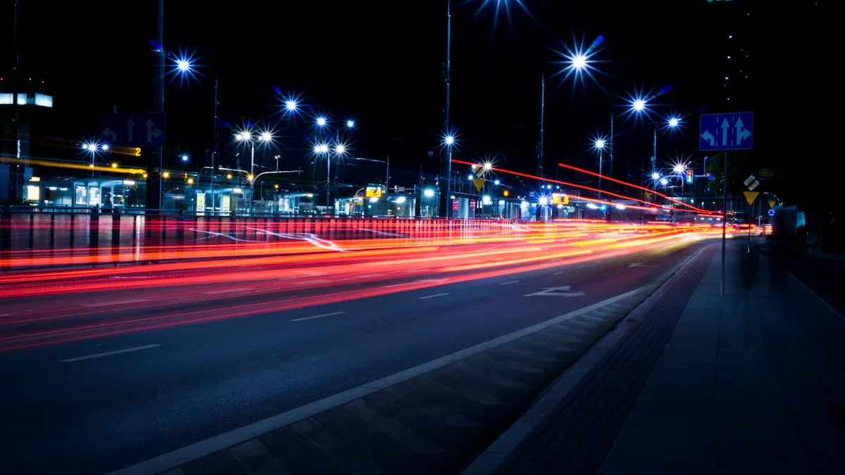 LED-Straßenlaternen in realen städtischen Anwendungen