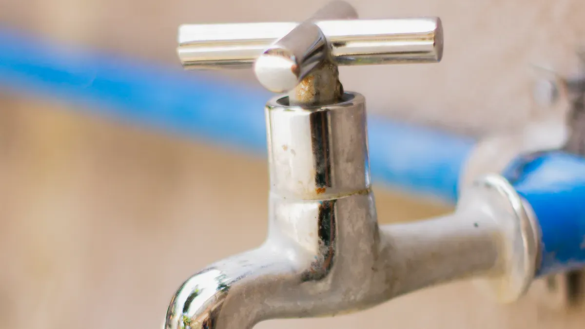 How to Choose the Right Plastic Pipes and Fittings for Water Supply