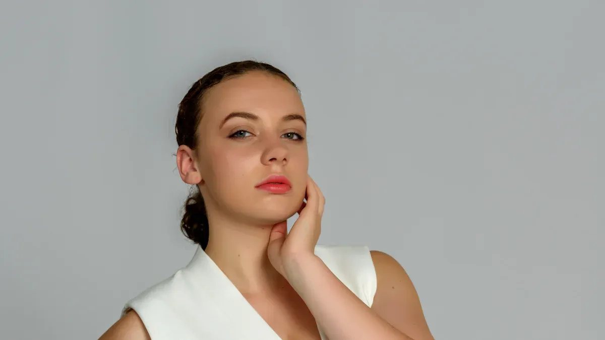 The Real Reasons White Fabric Loses Its Brightness