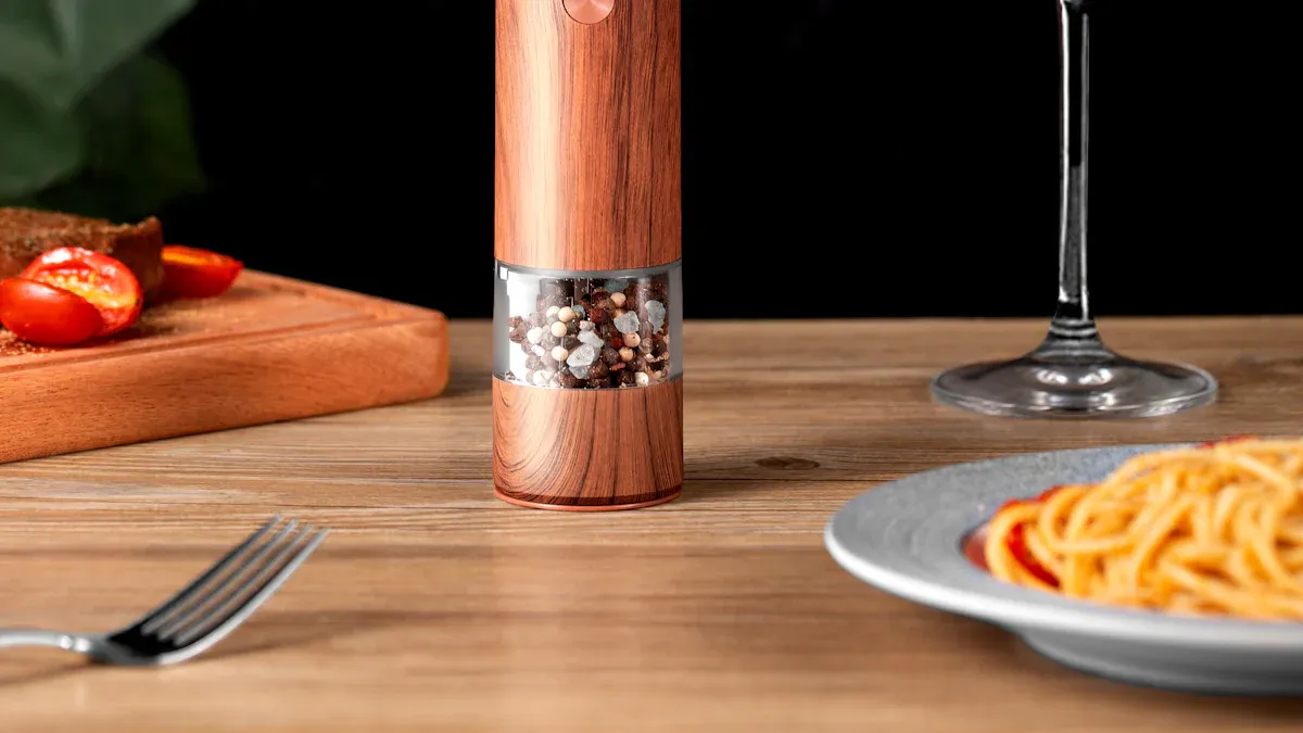 2. Fine-Tune Your Automatic Pepper Mill's Grind Settings