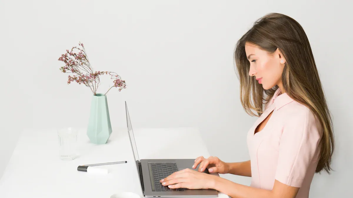 Key Features of Pneumatic Sit-Stand Mobile Desk Carts