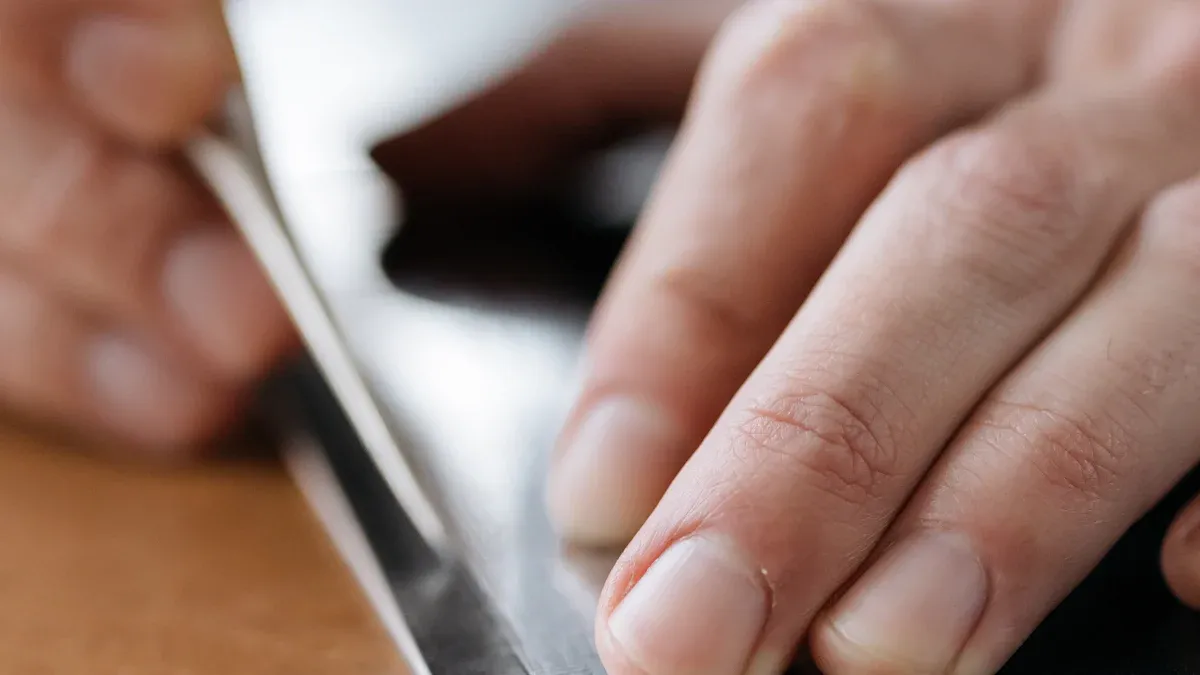Key Features to Look For in a Knife Sharpener