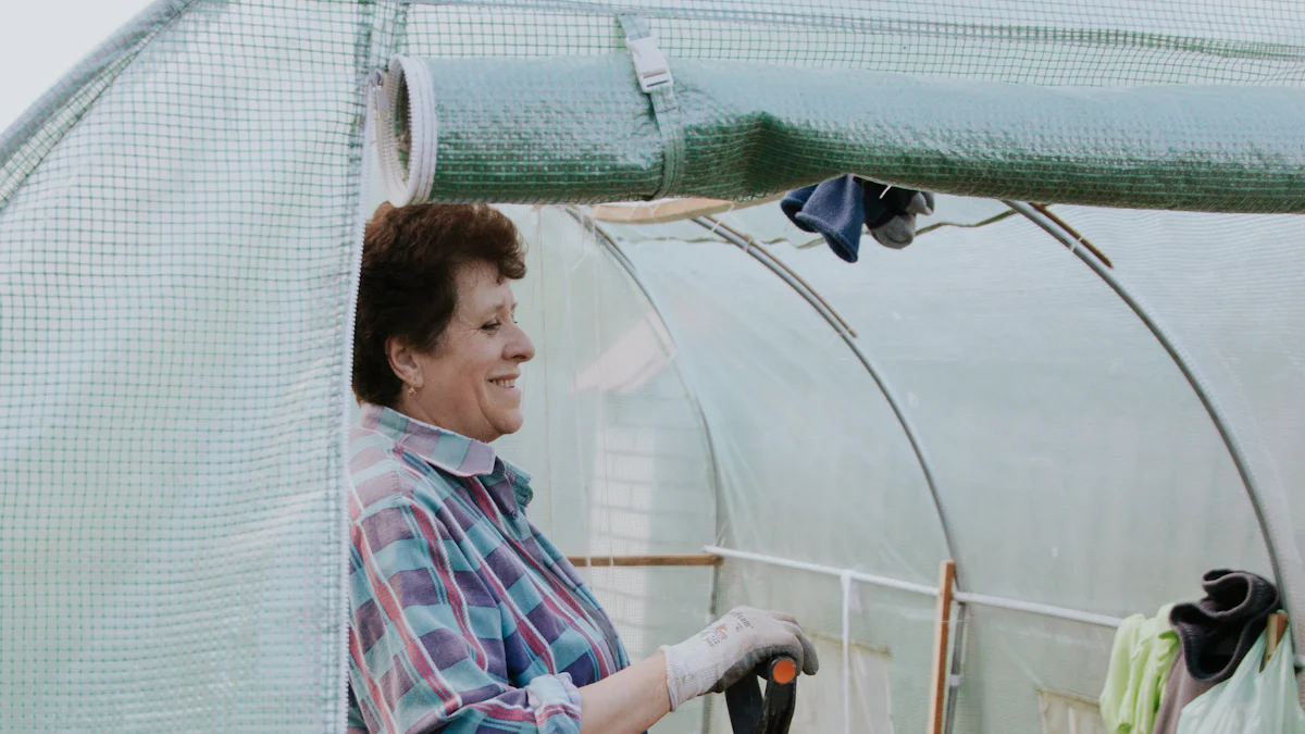 Steps to Build Your Own Customizable Greenhouse - Miilkiia