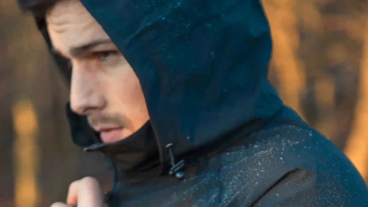 Types and Applications of Waterproof Fabric