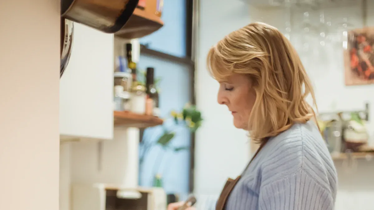 Air Fryer Visual Window Benefits for the Elderly