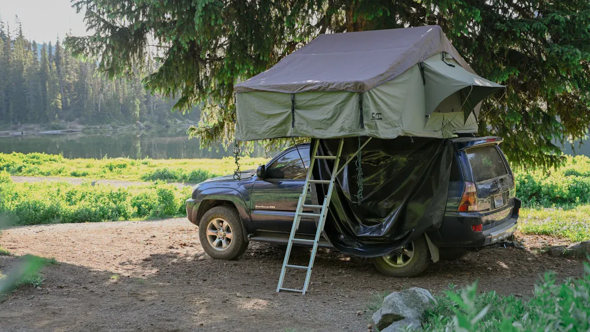 Roof Tent Types: Hard Shell vs. Soft Shell