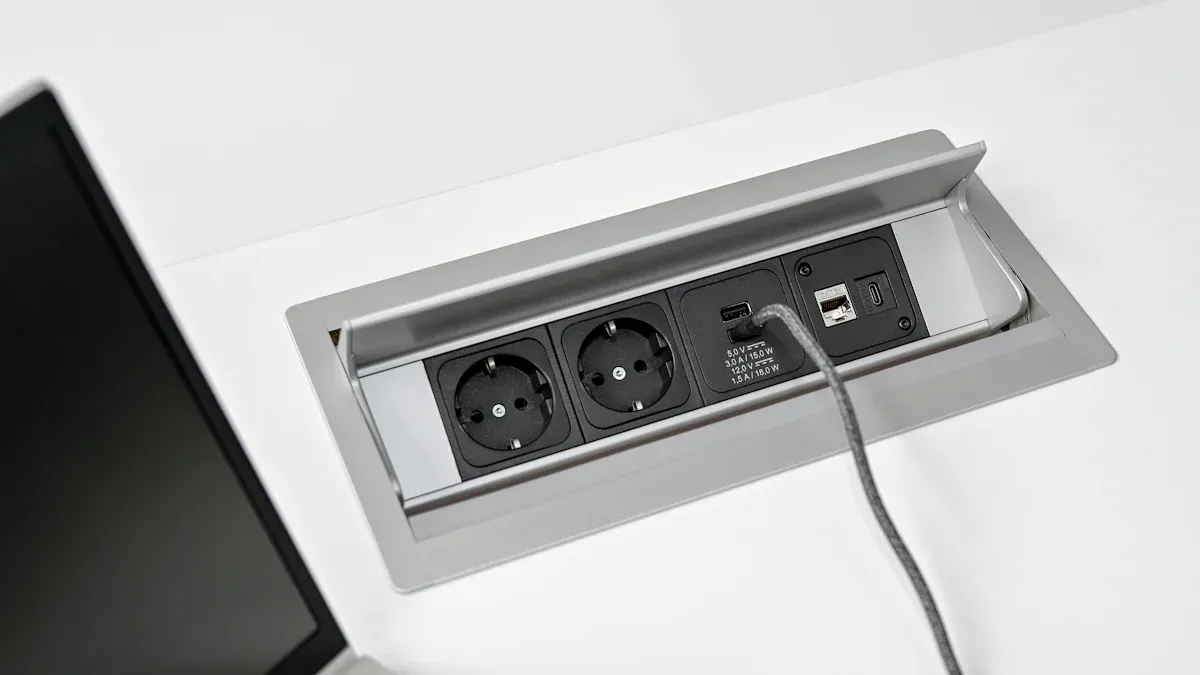 Ordinary Power Strip Overview