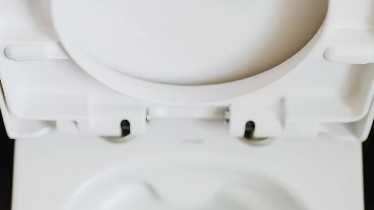 Impamvu 10 zihambaye zo guhindura igikoresho co gufata uburoso bwo mu bwiherero kugira ngo ugire isuku