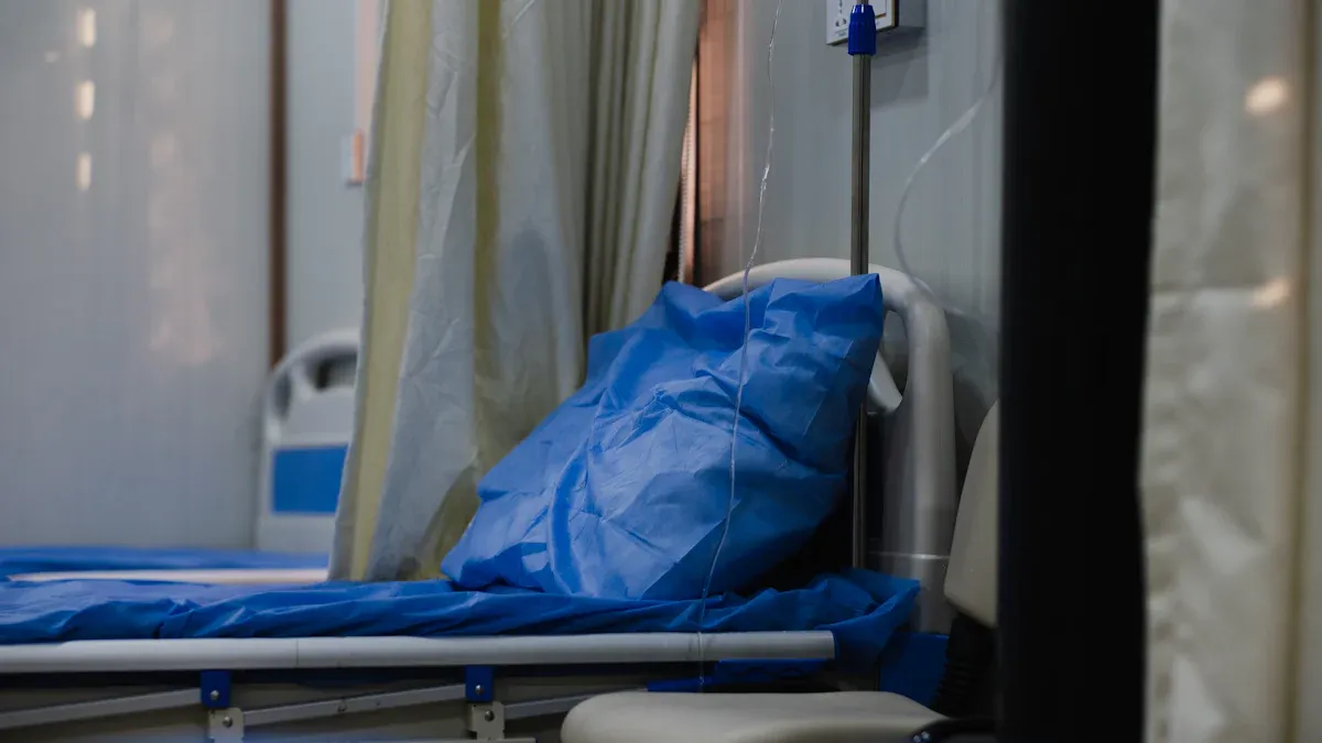 Atvejo analizė: Kaip viena ligoninė sumažino infekcijų skaičių naudodama vienkartines užuolaidas