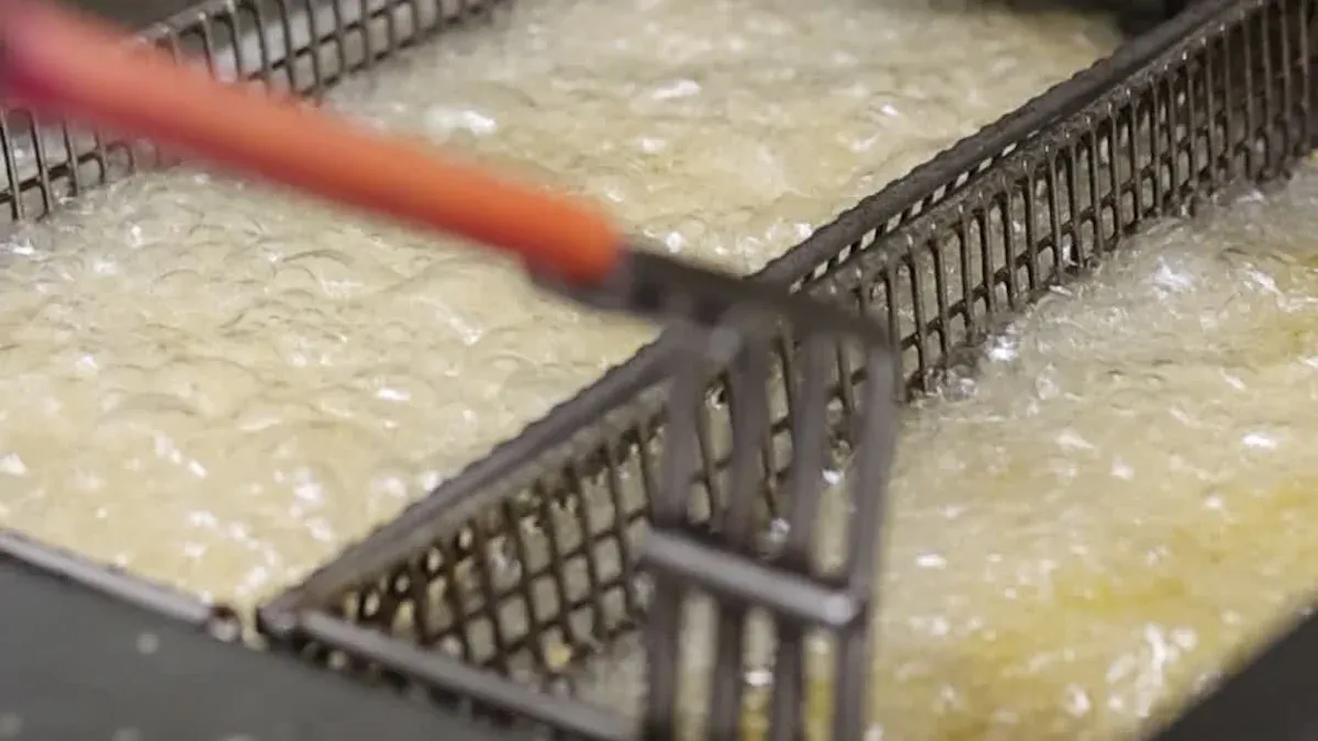 What Makes a Basket Deep Electric Deep Fryer Great