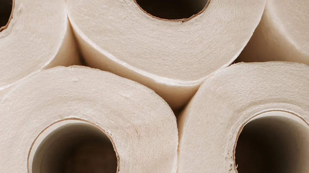 Evaluating Physical Quality of Virgin Wood Pulp Toilet Paper Parent Roll Paper Reels