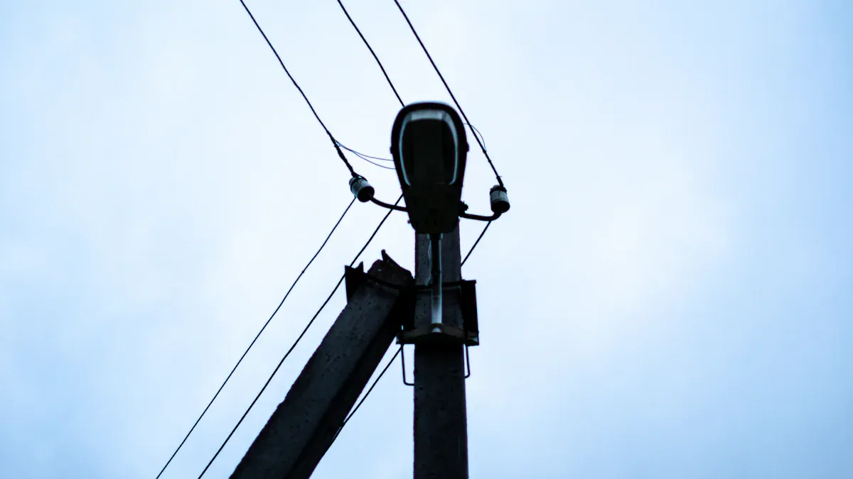 Fiber Optic Splice Closures in Utility Operations