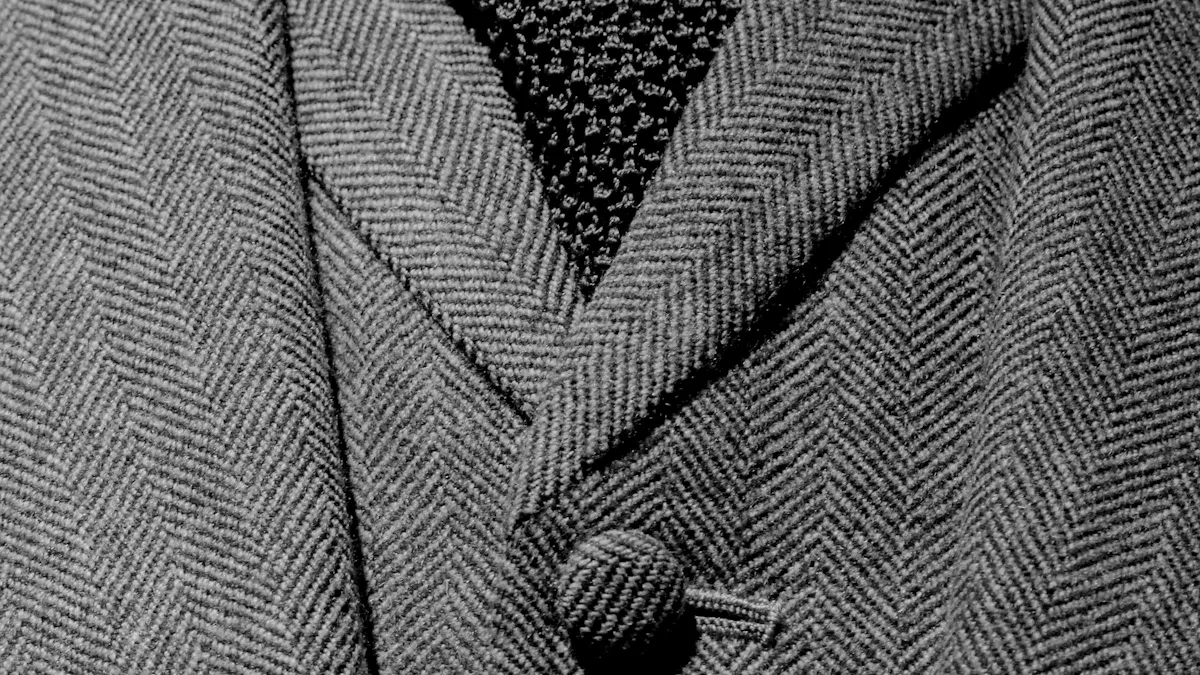 Wool-Polyester Blends: The Premium Choice for Uniform Suiting Fabric