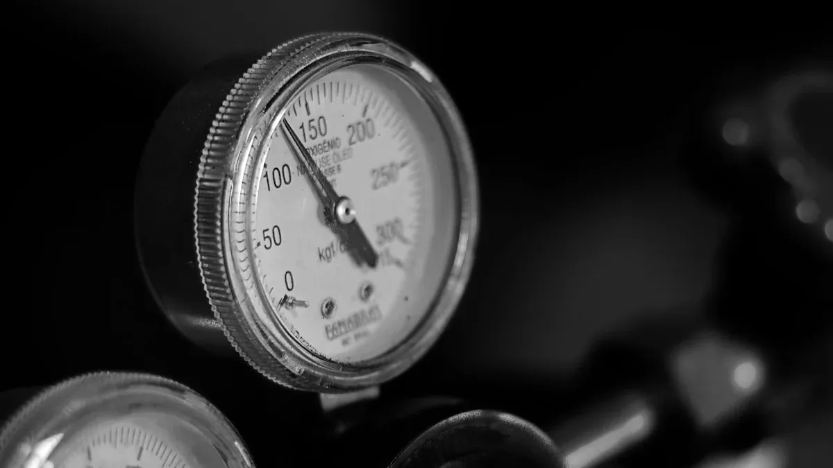 Selecting the Right Pressure Sensor for Hydraulic Systems: A Guide to Accuracy and Durability