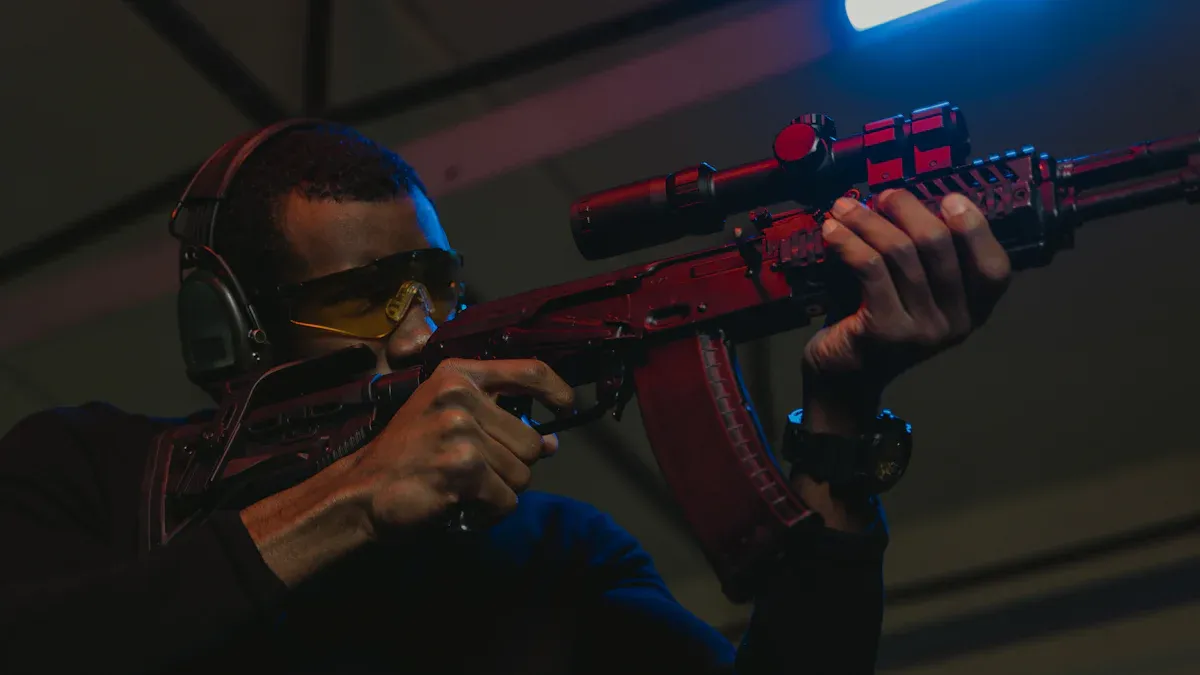 Отслеживание эволюции точечных прицелов в стрелковом спорте