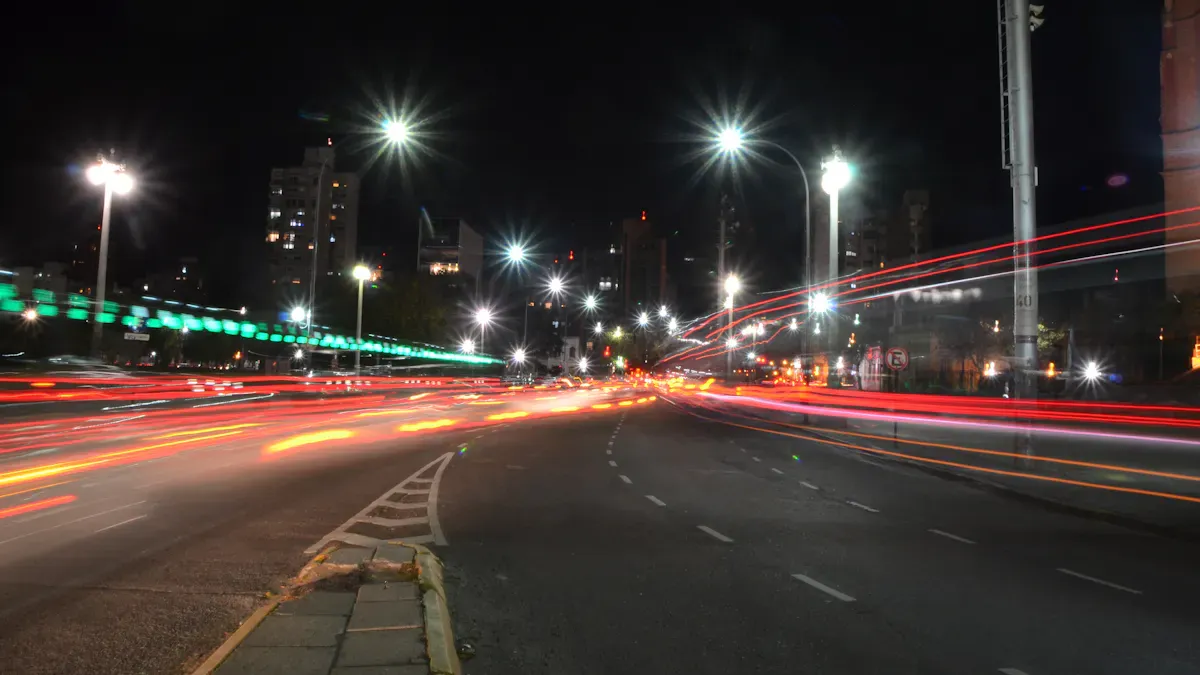 Comparing LED Street Lights and Traditional Options