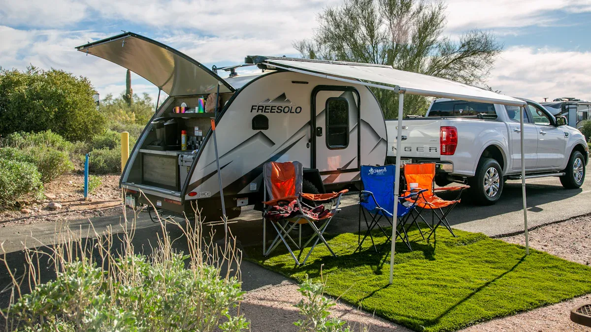 How to Pick the Best Retractable Car Awning for Your Vehicle in 2025