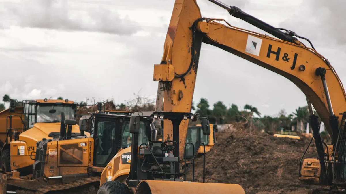 Choosing UNI-ZI Series Teeth to Slash Large Excavator Maintenance