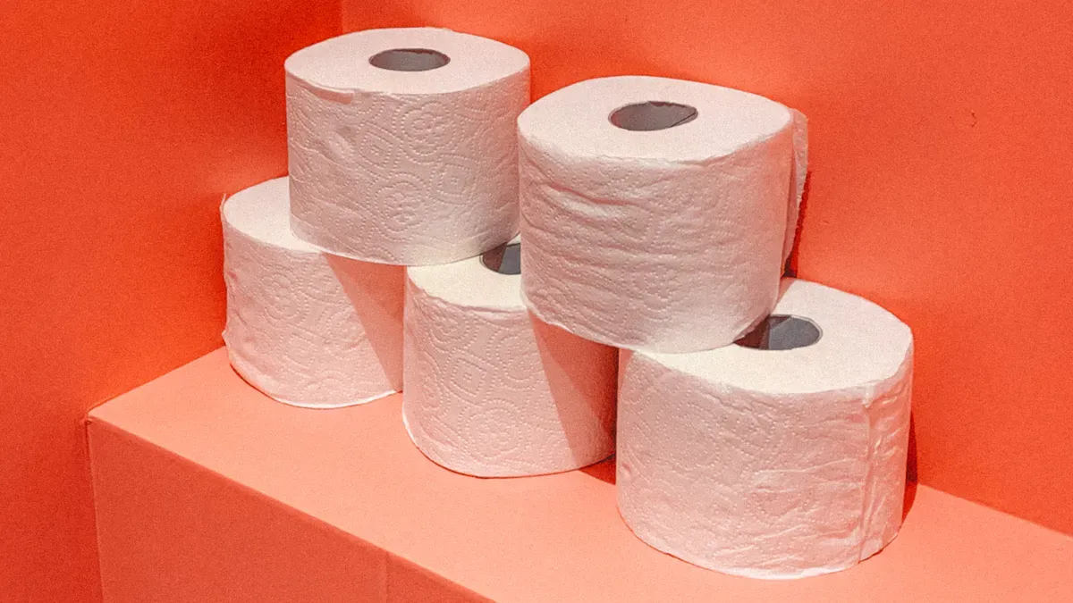 Стратегияҳои хариди яклухт: Чӣ тавр хароҷоти интиқолро барои ғалтакҳои паррандаи бофтаи ҷумбо кам кардан мумкин аст