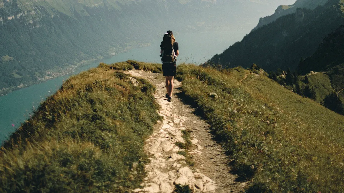 Choisir des lieux de camping et de randonnée adaptés aux débutants