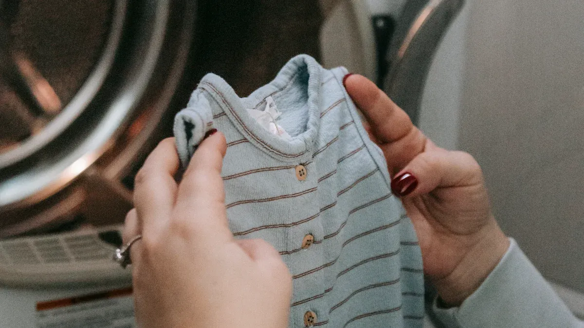 How to Prevent Shrinkage and Damage in Breathable Jersey Fabric