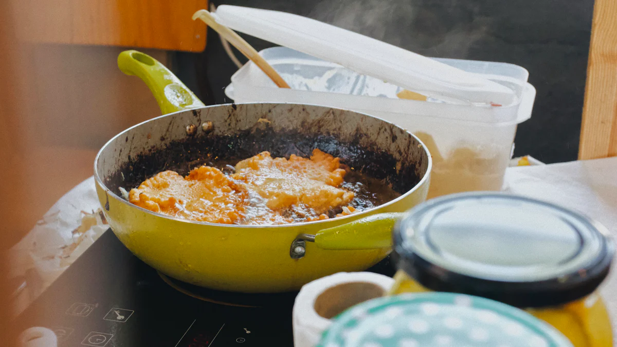 Can you put glass in an Electric Hot Air Fryer?插图2 Tips for Safely Using Glass in an Electric Hot Air Fryer